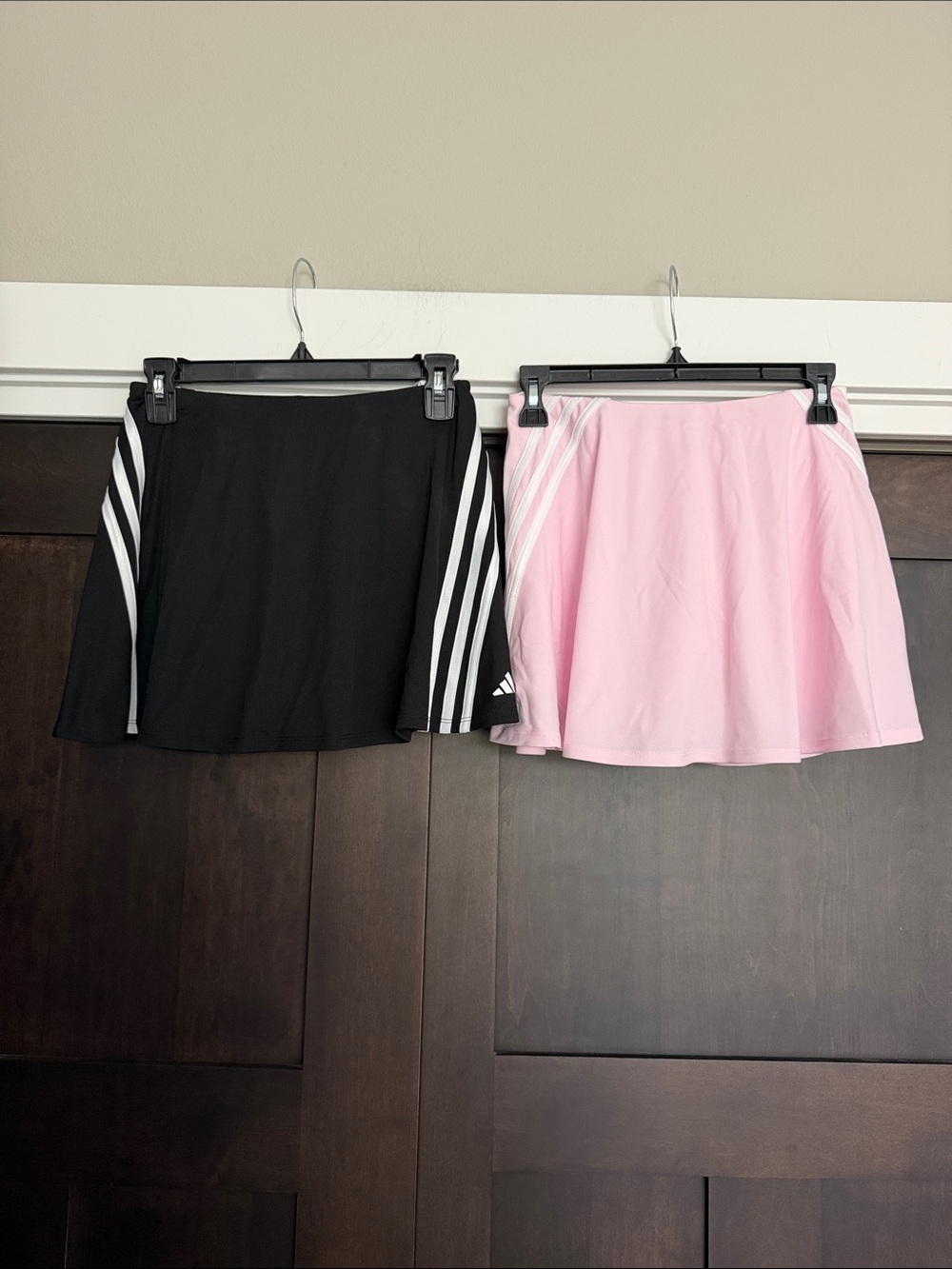 adidas Girls' Sport Skorts with Signature Three Stripes Black Light Pink size XL